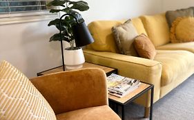 Cozy Retreat In Point Vernon